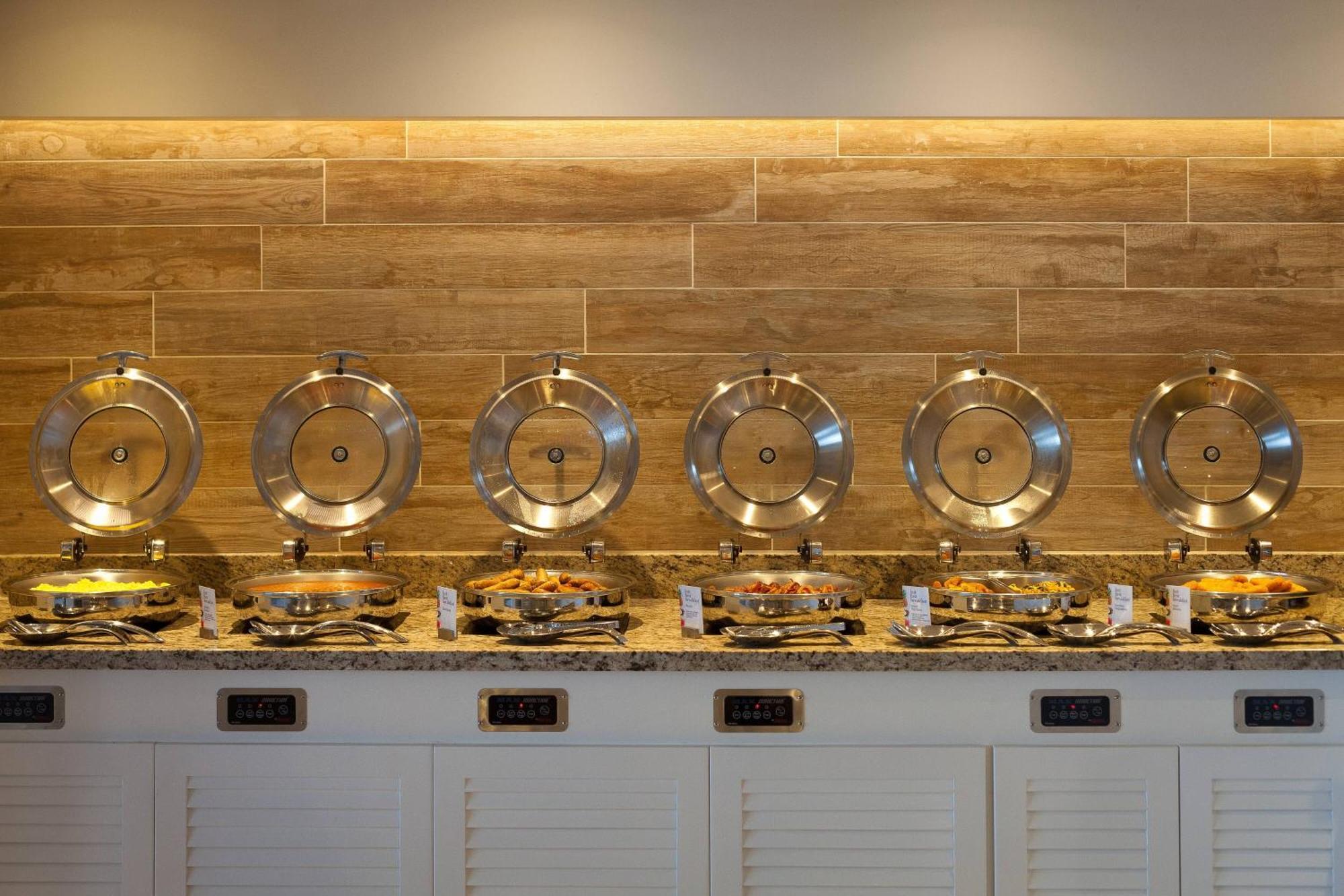 Waves Resort & Spa, Barbados, An Autograph Collection All-Inclusive Resort Άγιος Ιάκωβος Εξωτερικό φωτογραφία