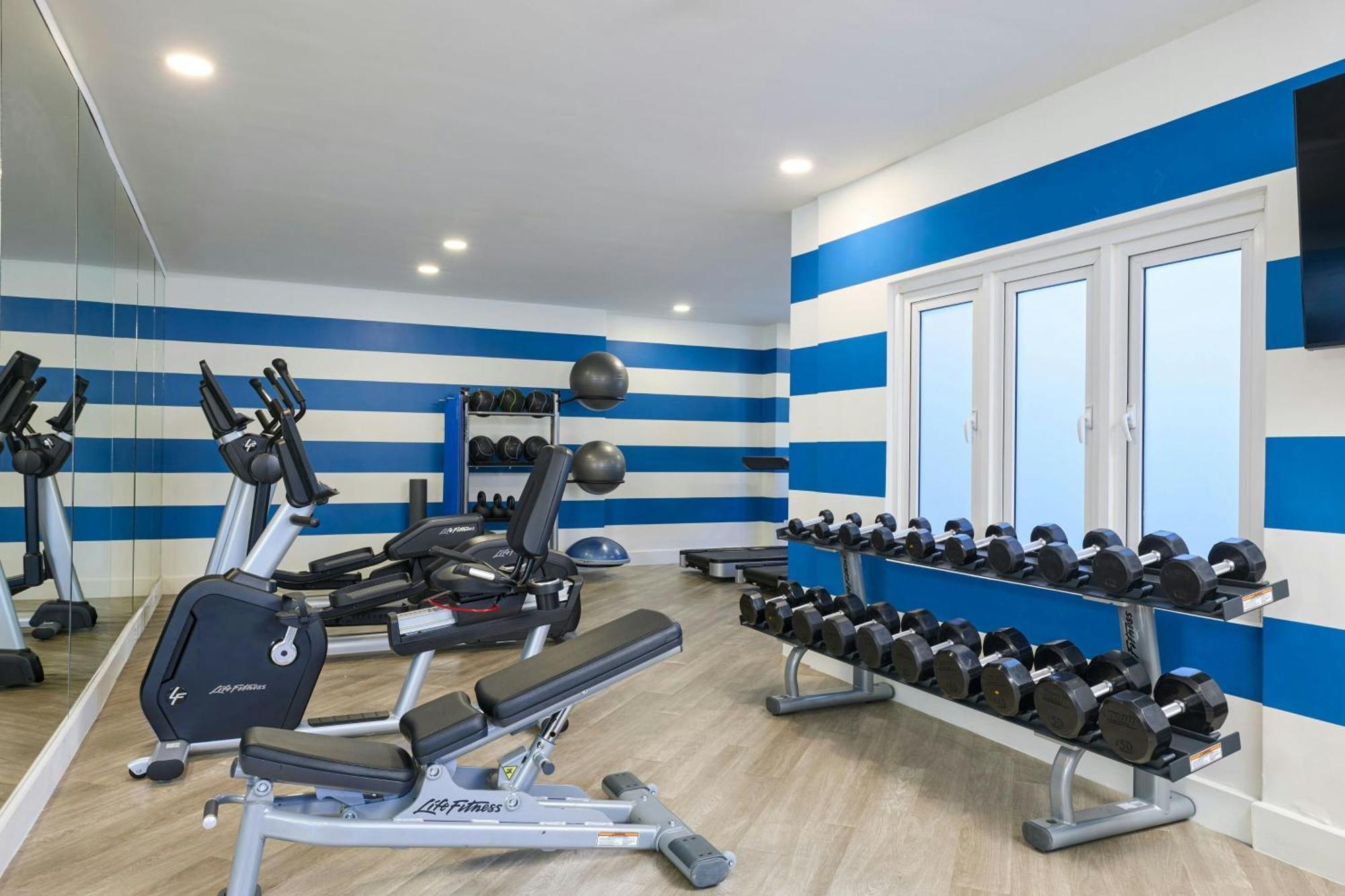 Waves Resort & Spa, Barbados, An Autograph Collection All-Inclusive Resort Άγιος Ιάκωβος Εξωτερικό φωτογραφία