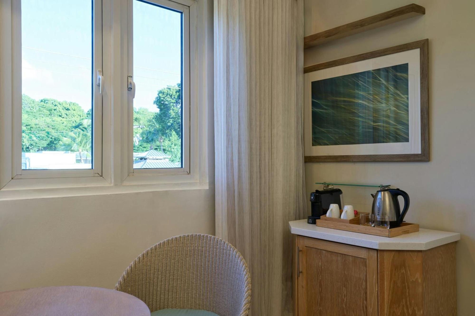 Waves Resort & Spa, Barbados, An Autograph Collection All-Inclusive Resort Άγιος Ιάκωβος Εξωτερικό φωτογραφία