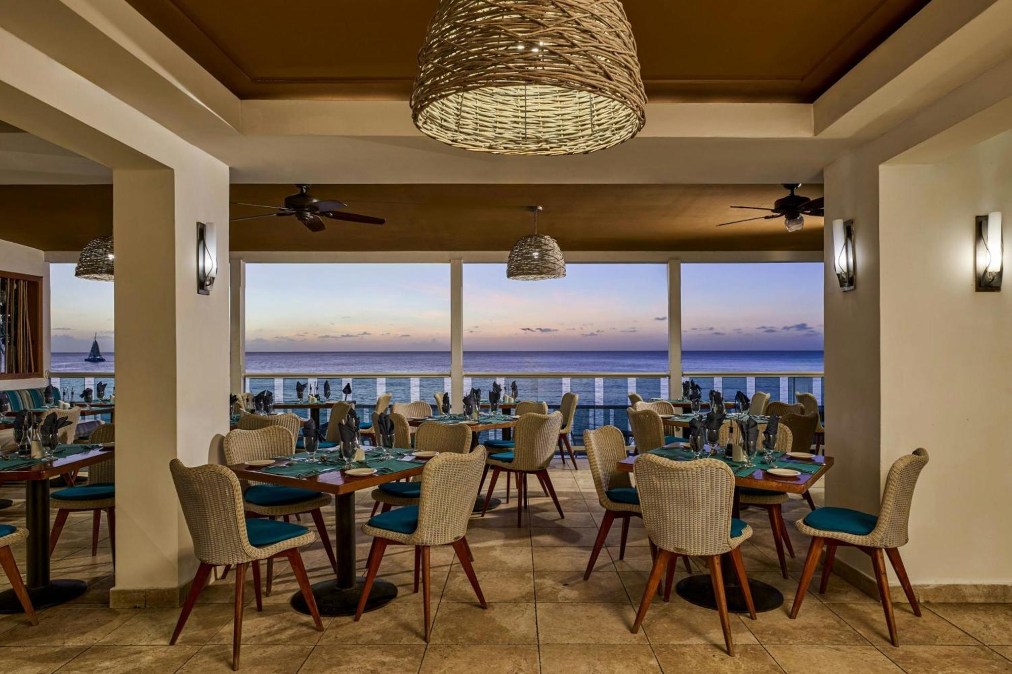 Waves Resort & Spa, Barbados, An Autograph Collection All-Inclusive Resort Άγιος Ιάκωβος Εξωτερικό φωτογραφία